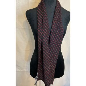 NY‎ & CO Black Red Scarf Polyester New York